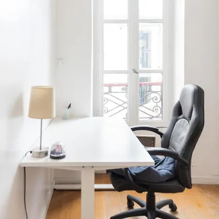 Bright Flat Just A Stone's Throw From Montmartre דירה